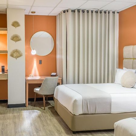 ריינוסה Hotel Posada San Antonio מראה חיצוני תמונה
