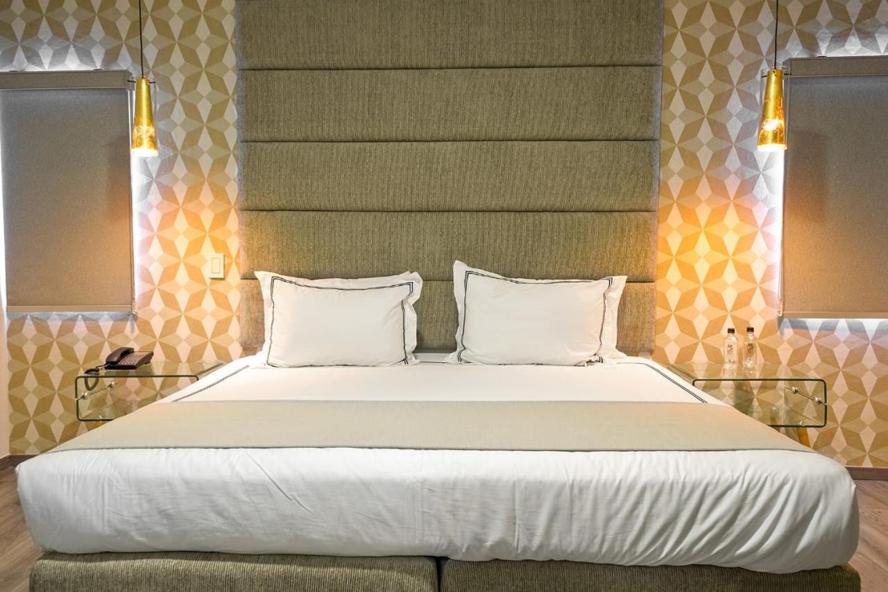 ריינוסה Hotel Posada San Antonio מראה חיצוני תמונה